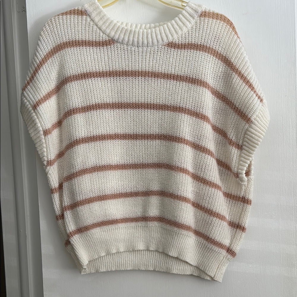 SHEIN Cream and Tan Crew Neck Sweater with Ribbed Texture